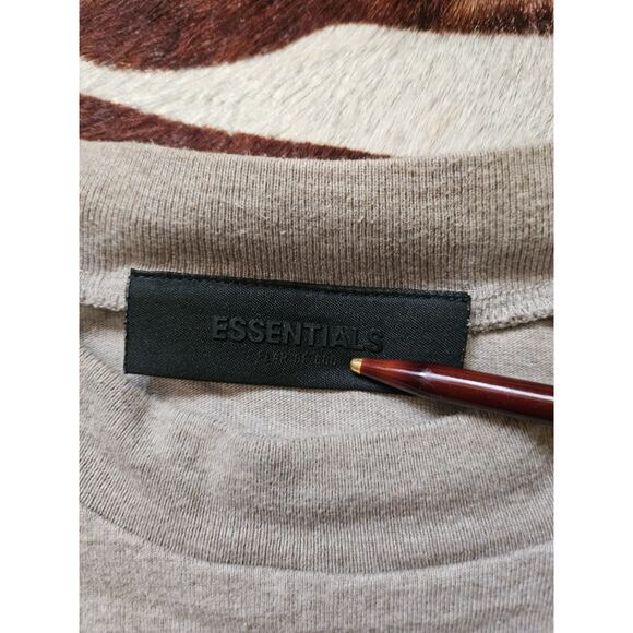 Essentials Fear Of God Men's FW'23 S/S Tonal Logo Tee NC3 Core Heather Small - Picture 3 of 7